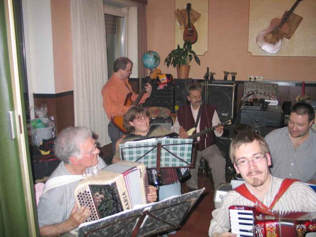 Soiree Mus. chez Roland - 29-04-2005 ph17